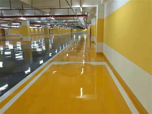 Vopsea epoxidica pentru podea pe baza de apa